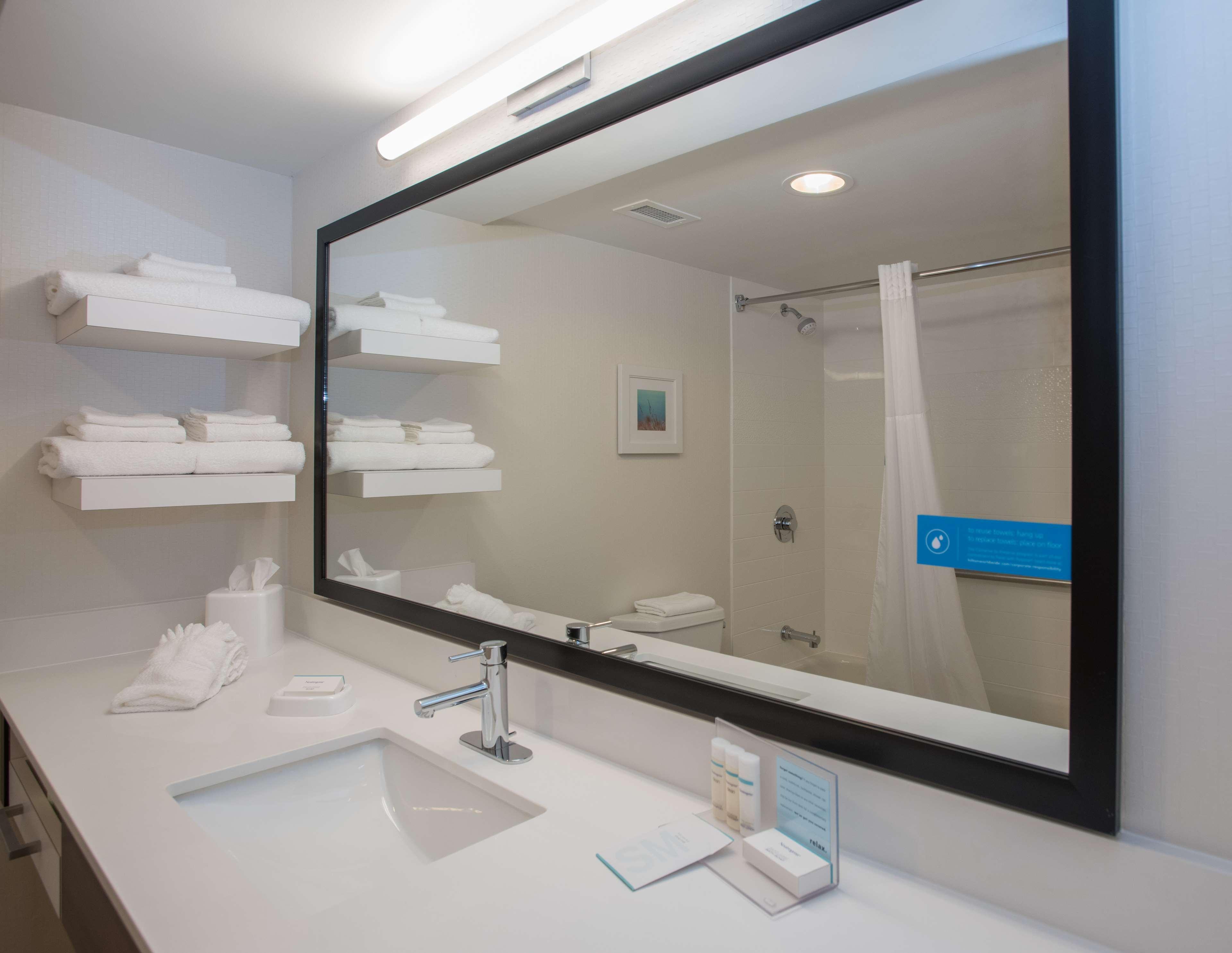 Hampton Inn Wooster Bagian luar foto
