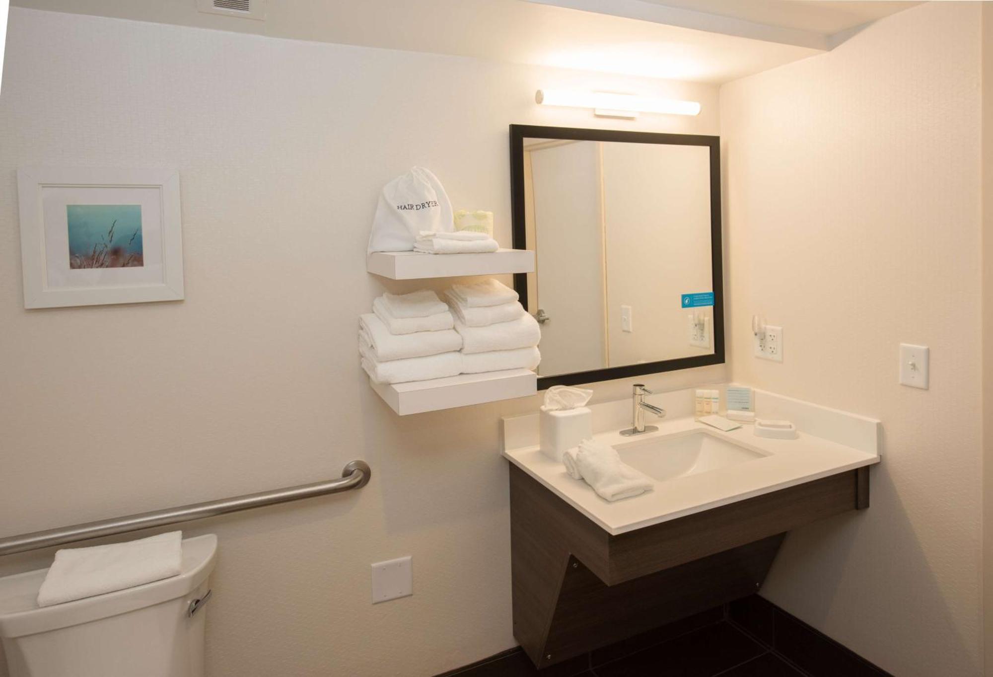 Hampton Inn Wooster Bagian luar foto